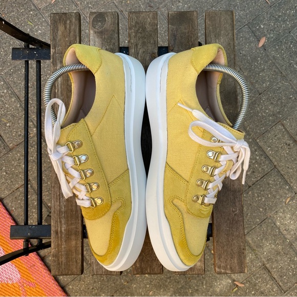 Cole Haan Grand Series Lace Up Sneaker Women's Size 9.5B Yellow Suede Canvas - Picture 8 of 15